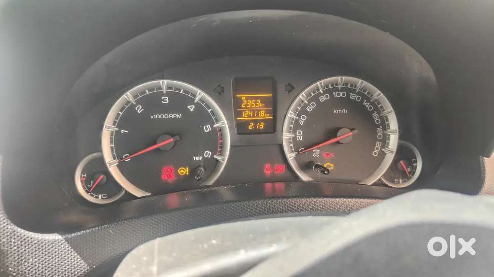 Maruti Suzuki Swift 2017 Diesel 124000 Km Driven