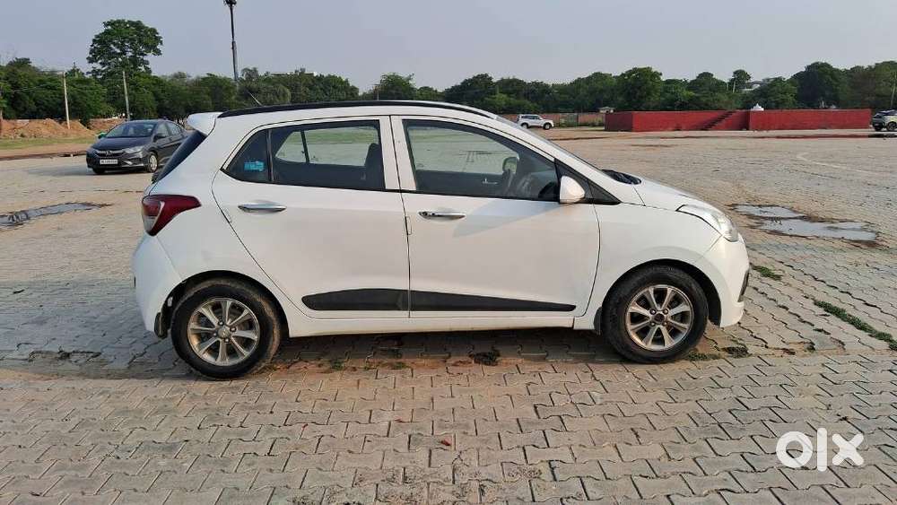 Hyundai Grand I10 Asta Automatic 1.2 Kappa Vtvt, 2017, Petrol