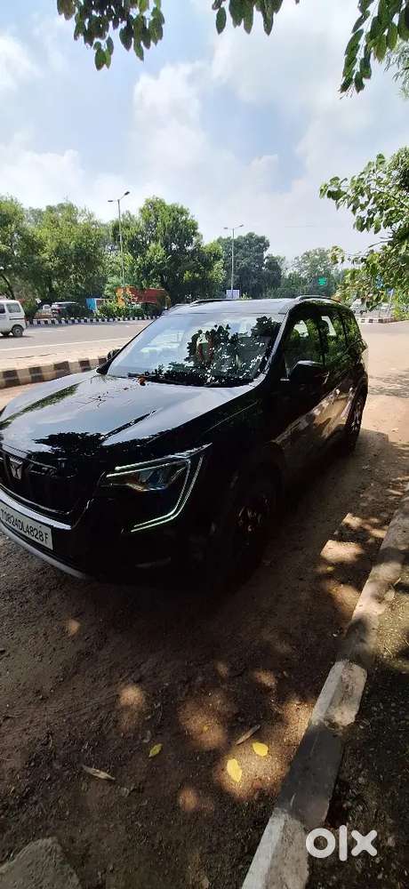 Mahindra Xuv700 2024 Diesel Well Maintained