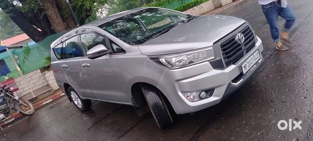 Toyota Innova Crysta 2016