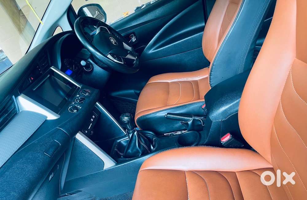 Innova Crysta 2019 Manual