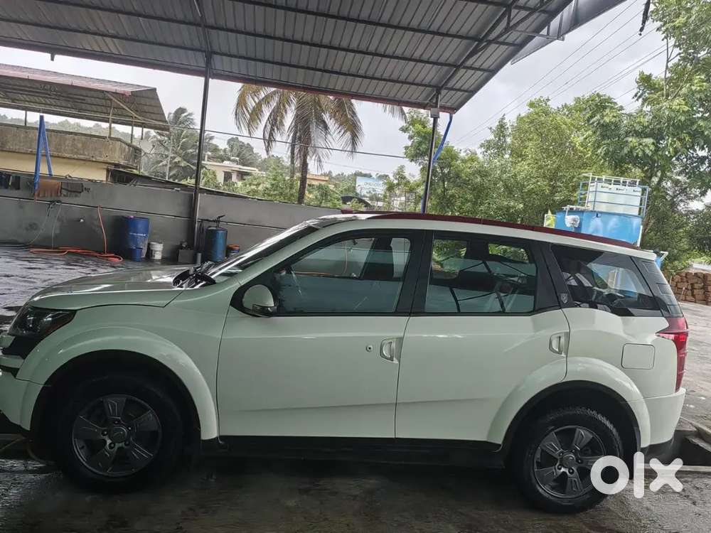 Mahindra Xuv500 2014 Diesel 142000 Km Driven
