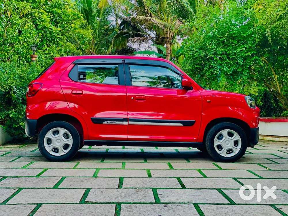 Maruti Suzuki S-presso Vxi Plus Amt, 2022, Petrol