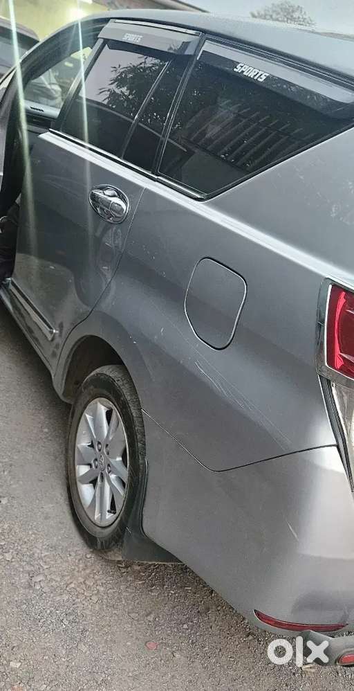 Toyota Innova 2018 Diesel 90000 Km Driven