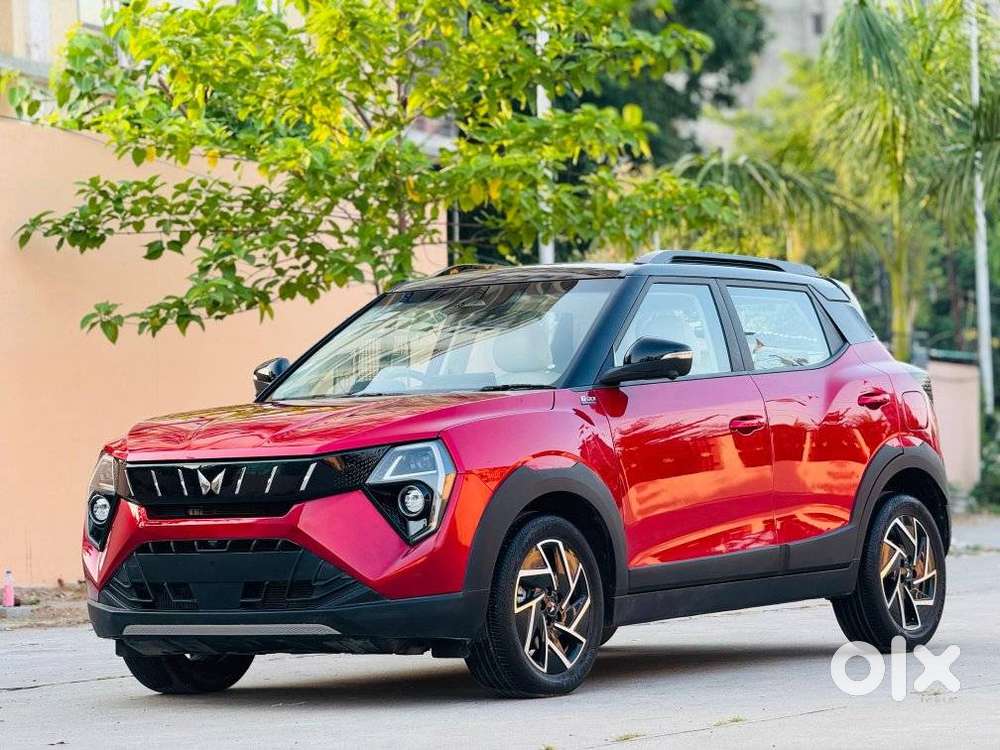 Mahindra Xuv 3xo Ax7l 1.2 Petrol At (pg), 2024, Petrol