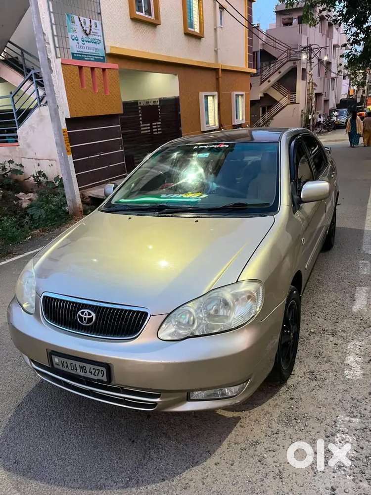 Toyota Corolla H3 2005 Km Driven