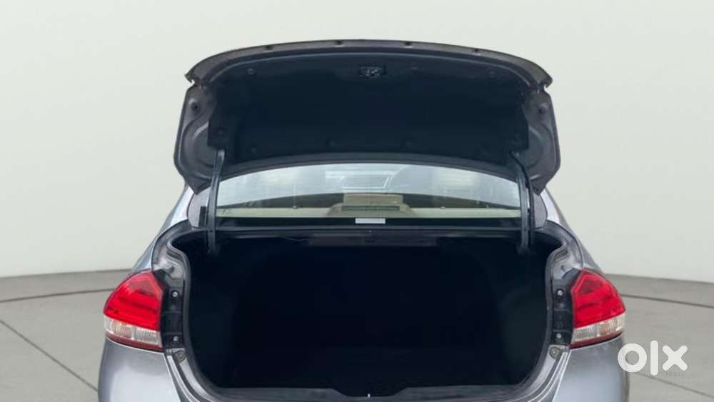 Maruti Suzuki Ciaz 1.5 Alpha Shvs Petrol, 2020, Petrol