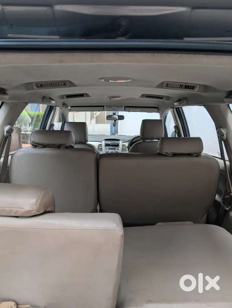 Toyota Innova 2013 Diesel 365000 Km Driven