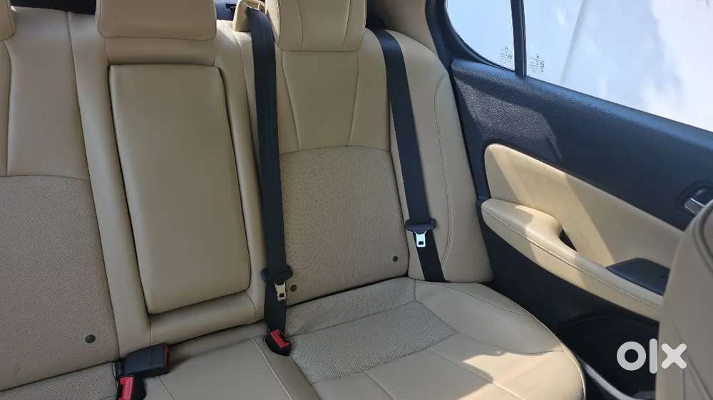 Honda City Zx 2022 Petrol 36000 Km Driven