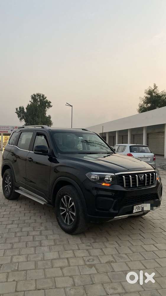 Mahindra Scorpio N Z6 Diesel At 2wd 7 Str, 2023, Diesel