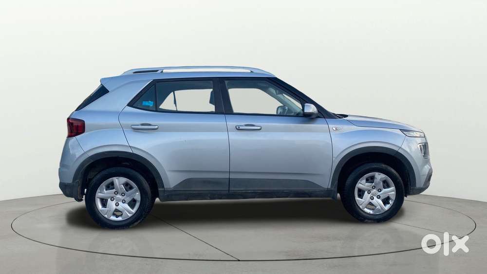 Hyundai Venue S, 2021, Petrol
