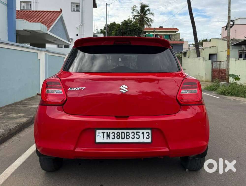 Maruti Suzuki Swift Vxi + Manual, 2022, Petrol