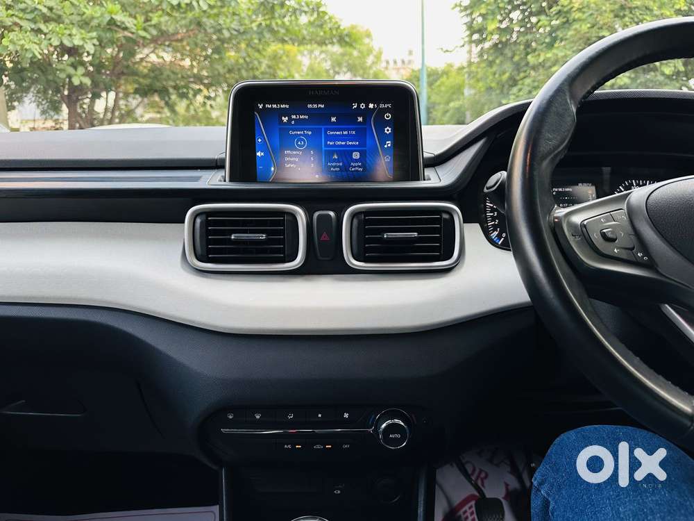 Tata Punch 1.2 Revotron Creative Dual Tone, 2022, Petrol