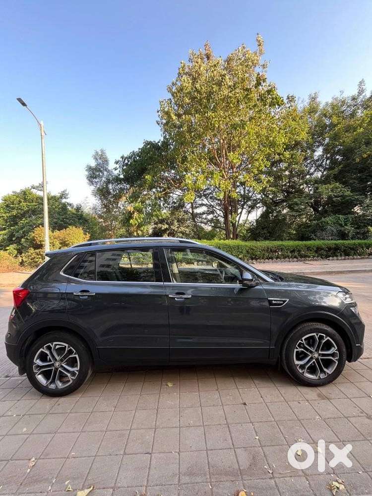 Skoda Kushaq 1.0 Tsi Style At (6 Airbags), 2021, Petrol