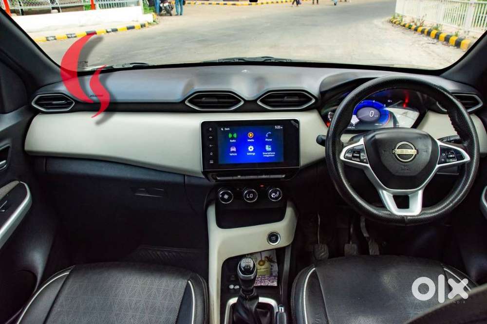 Nissan Magnite 1.0 Xv, 2022, Petrol