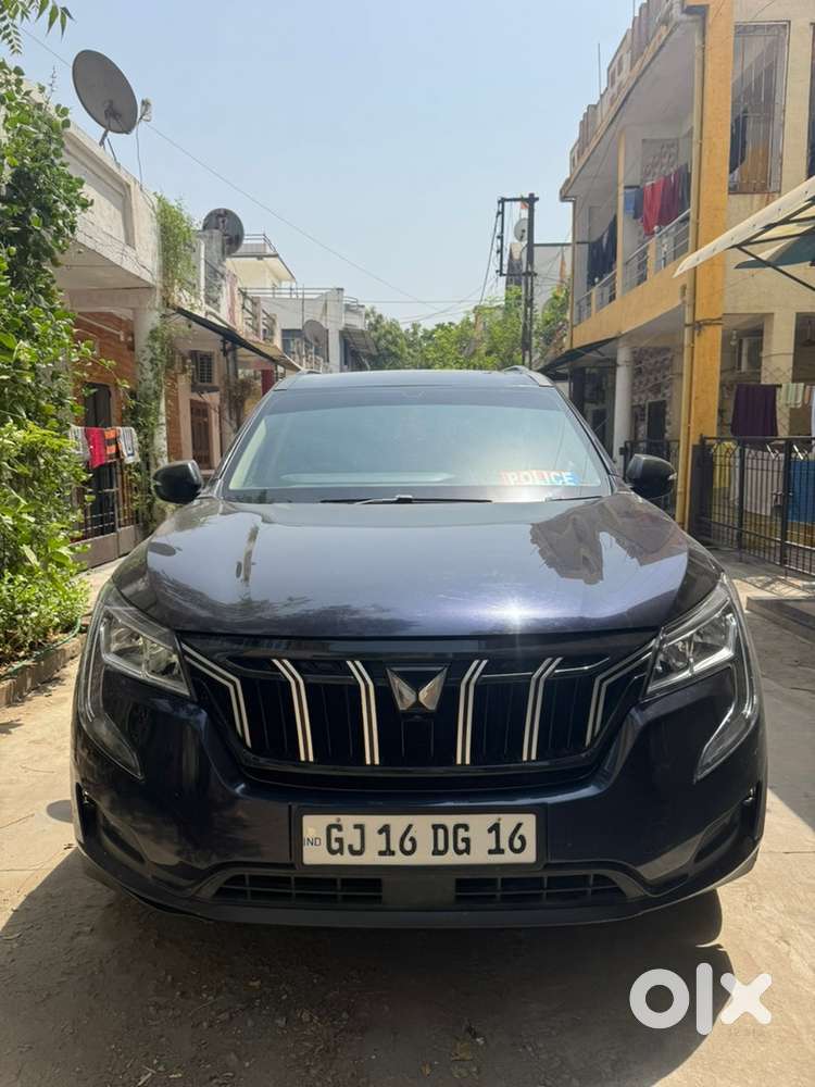 Mahindra Xuv700 2022 Petrol Well Maintained