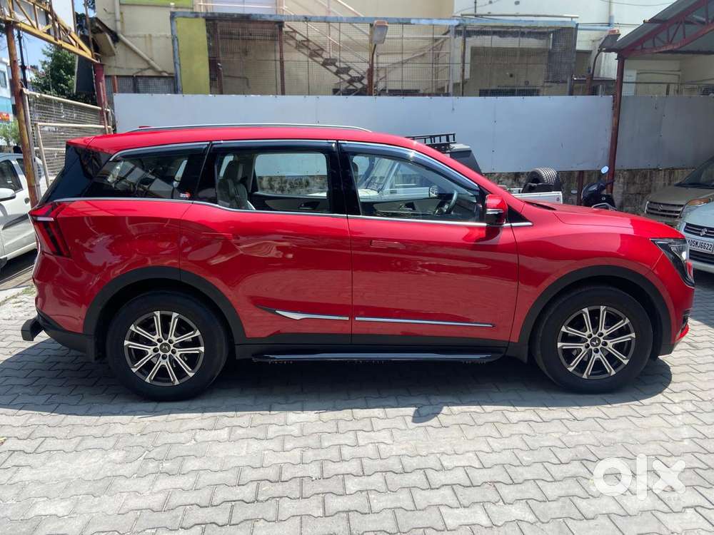 Mahindra Xuv700 2.2 Ax 7 Diesel Mt Luxury Pack Str, 2023, Diesel