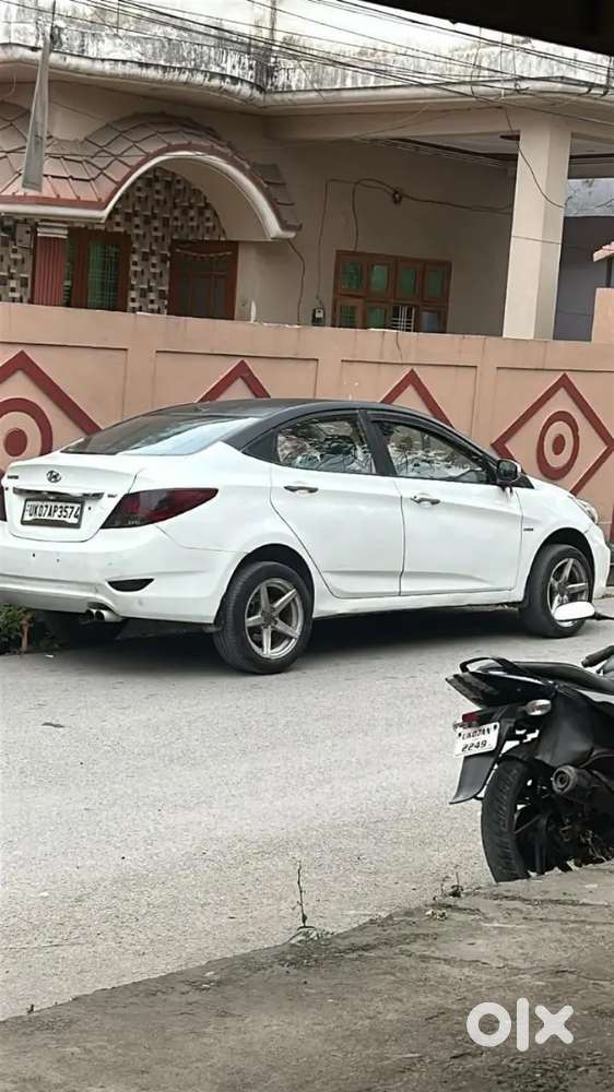 Hyundai New Verna 2012
