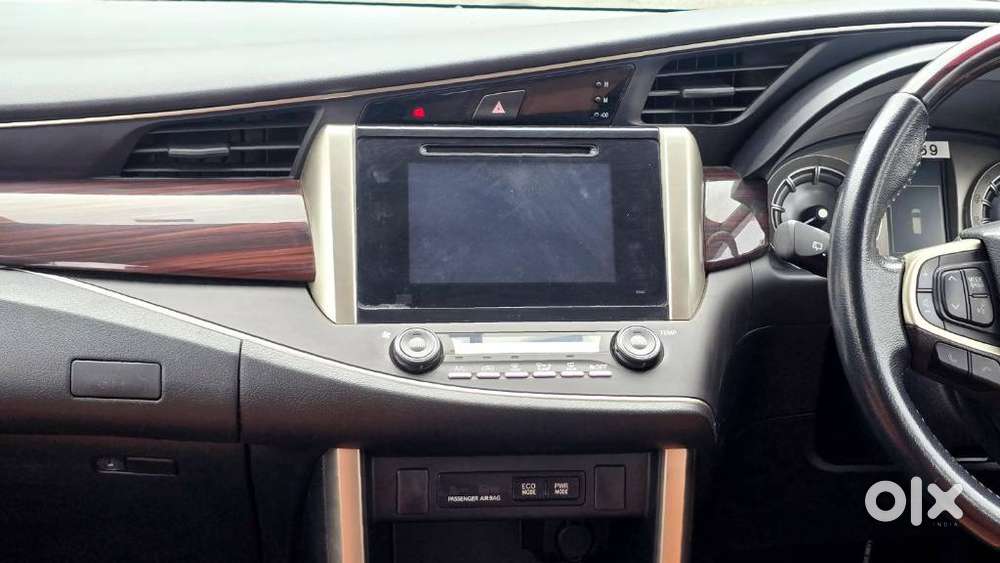 Toyota Innova Crysta 2.4 V, 2017, Diesel