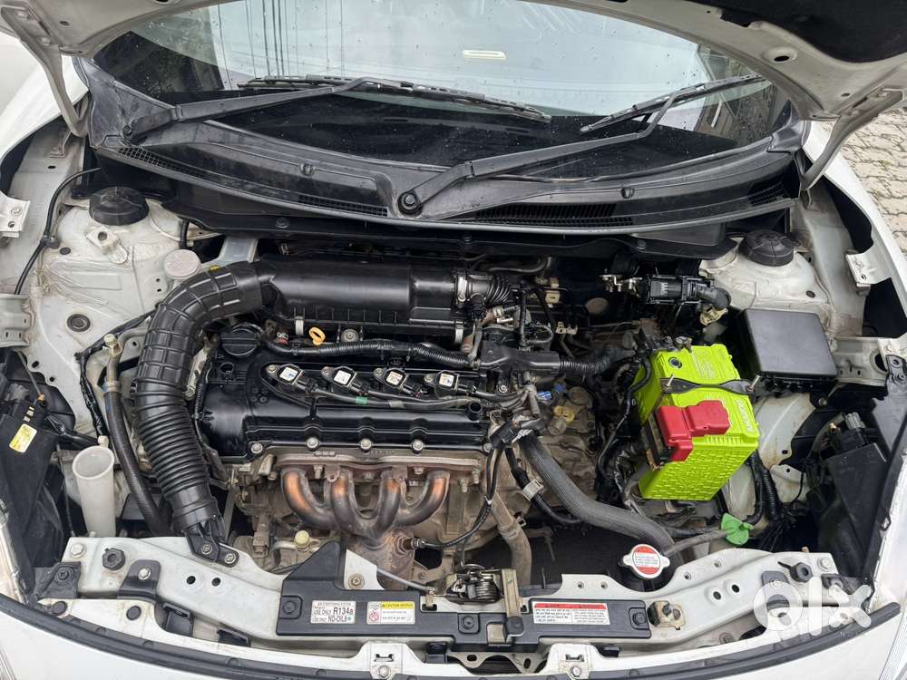 Maruti Suzuki Swift Dzire Zdi + Amt, 2017, Diesel