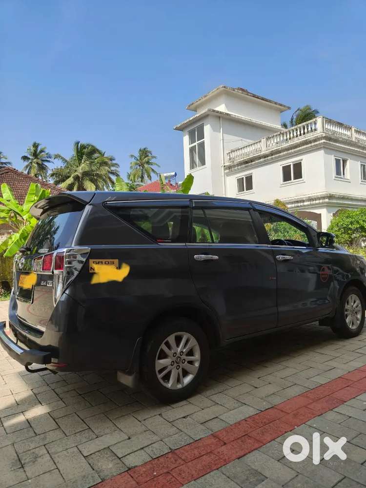 Toyota Innova Crysta 2017