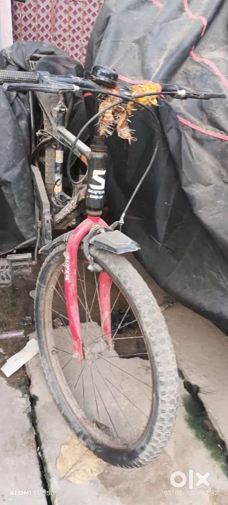 Bahut badhiya hai good condition