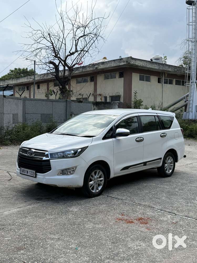 Toyota Innova Crysta 2.4 Gx Mt 8s, 2020, Diesel