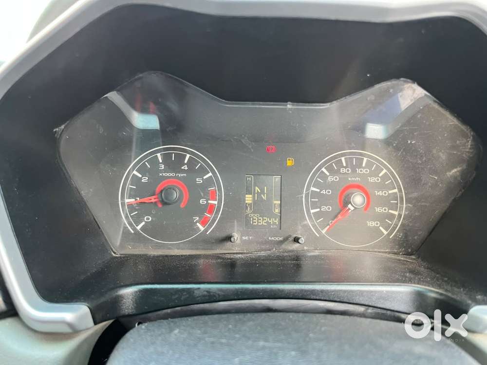 Mahindra Kuv 100 Mahindra-kuv-100-d75-k8, 2016, Diesel