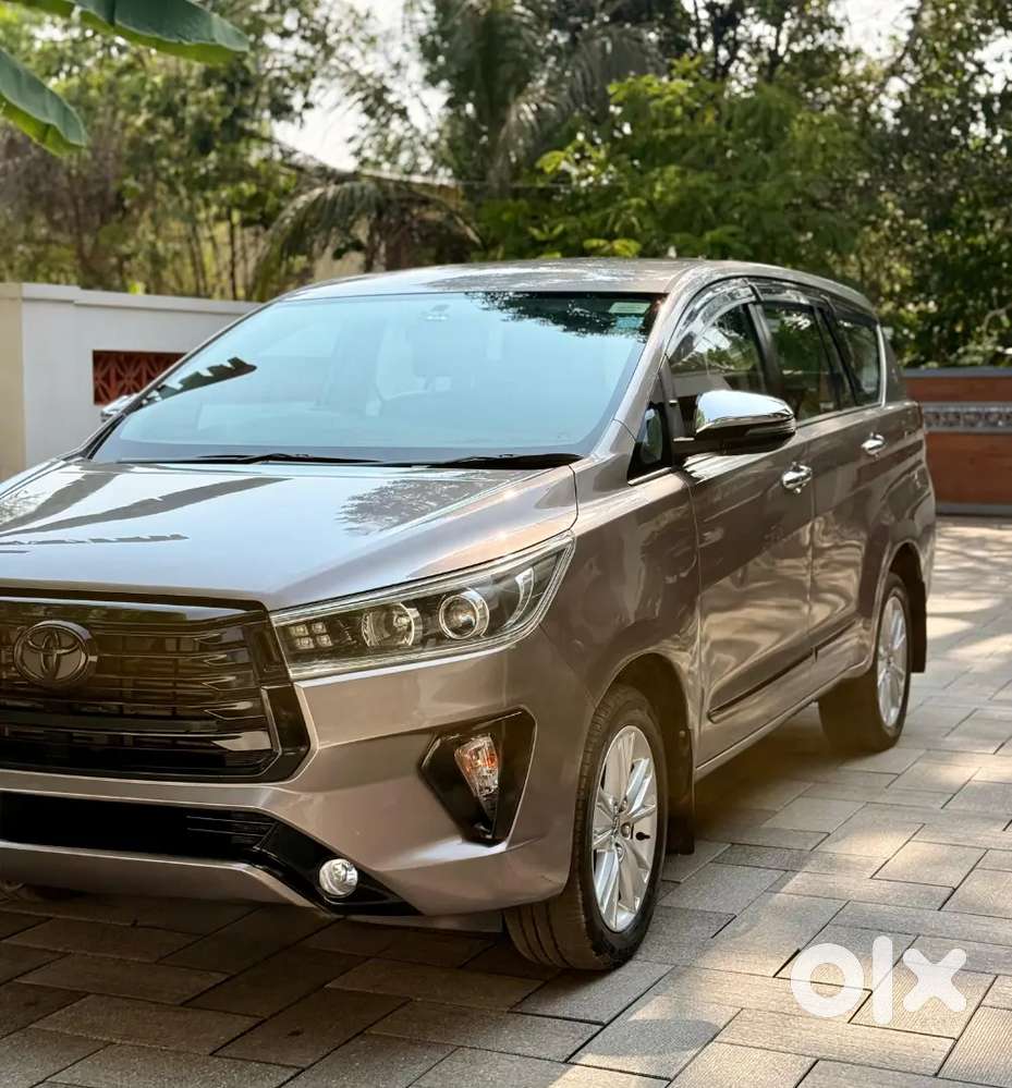 Toyota Innova Crysta 2018