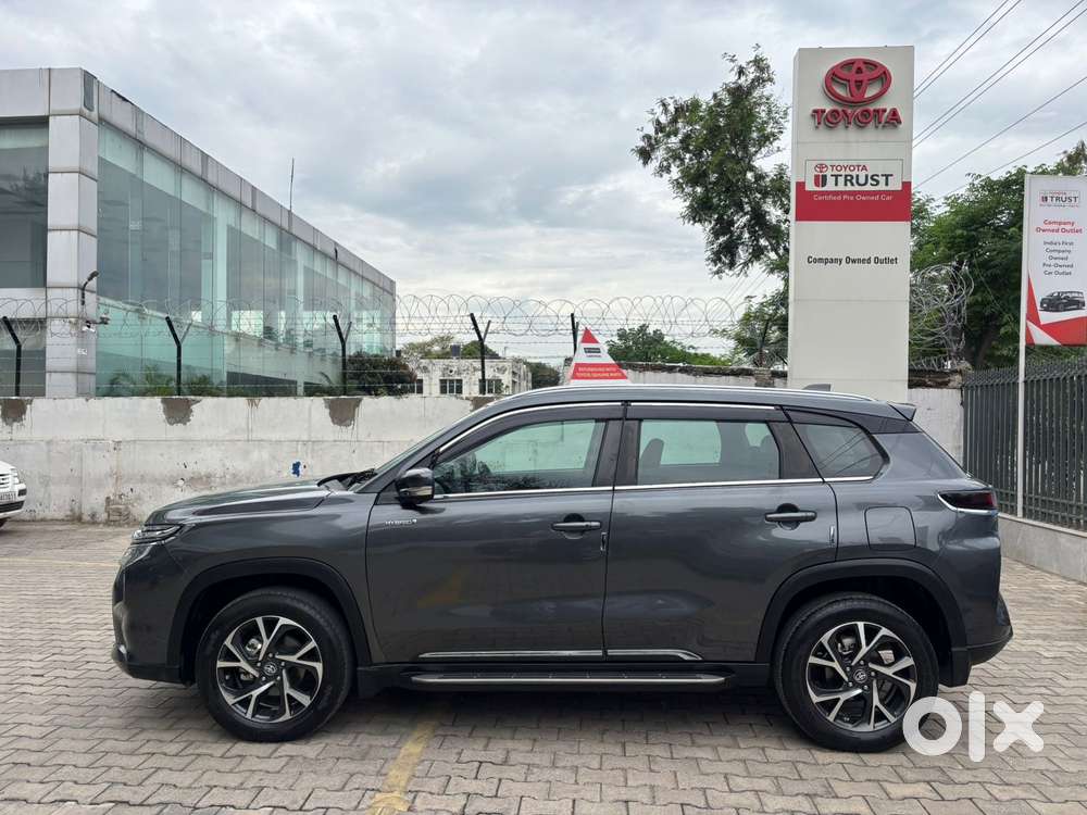 Toyota Urban Cruiser Hyryder 1.5 V Hybrid, 2024, Petrol