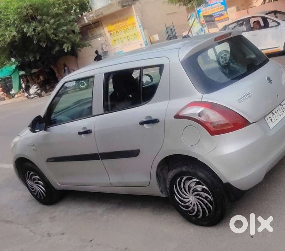 Maruti Suzuki Swift Lxi Optional-o, 2013, Petrol