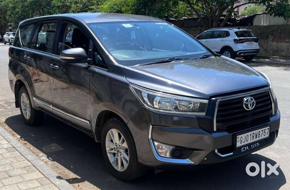 Toyota Innova Crysta 2.8 Gx At, 2017, Diesel