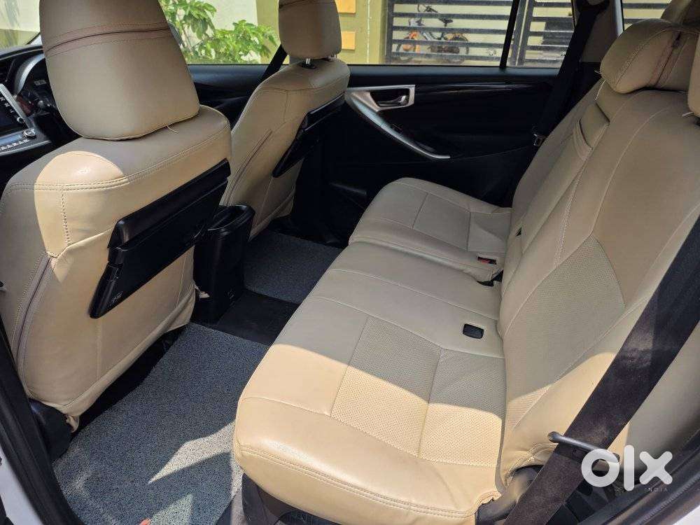 Toyota Innova Crysta 2.4 V 8 Str, 2022, Diesel