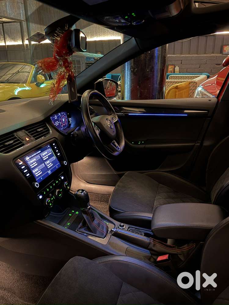 Skoda Octavia 2.0 Rs 245 Tsi, 2020, Petrol