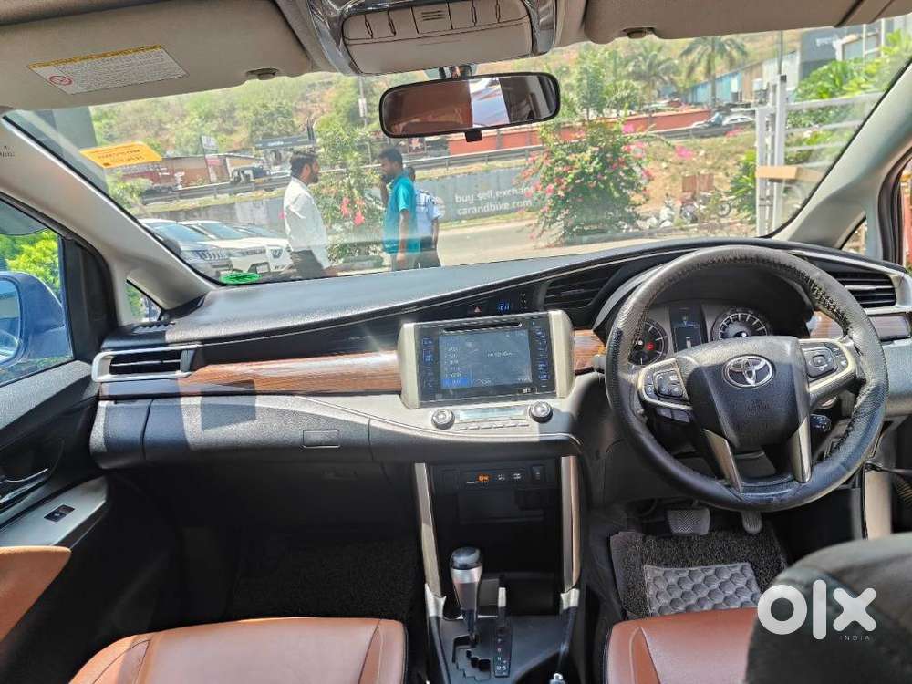 Toyota Innova Crysta 2.8z Automatic, 2017, Diesel