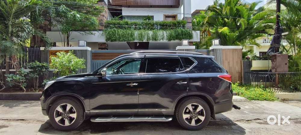 Mahindra Alturas G4 4wd At, 2019, Diesel