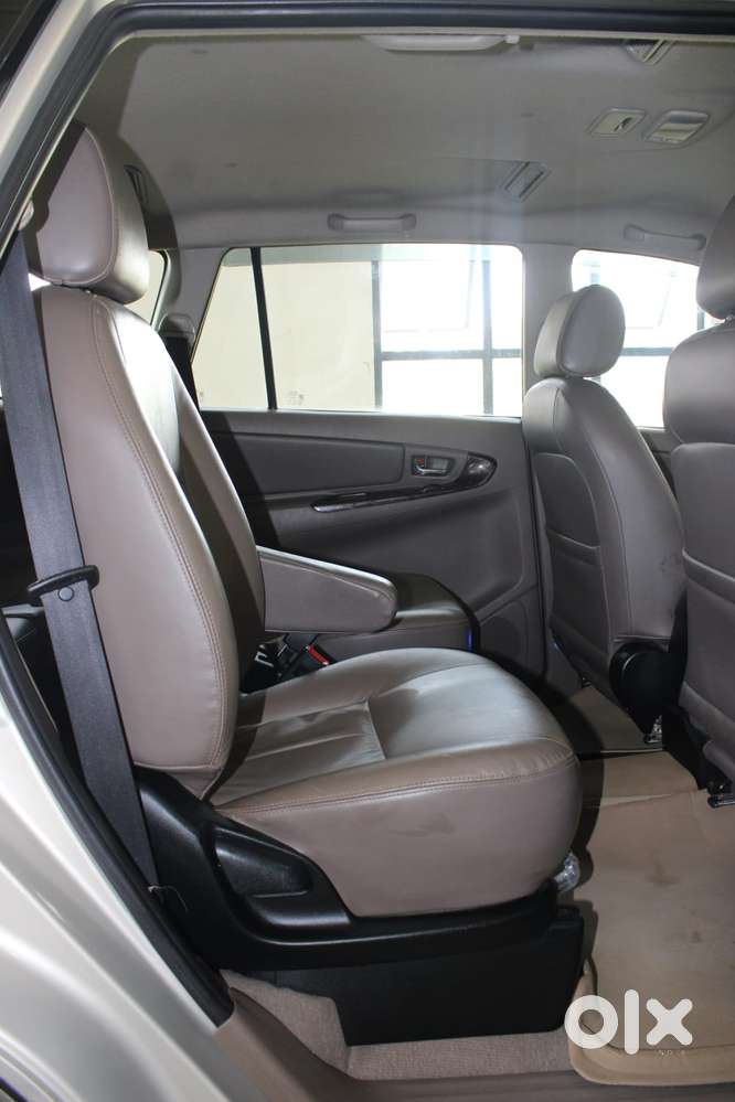Toyota Innova 2.5 Z Diesel 7 Seater, 2015, Diesel