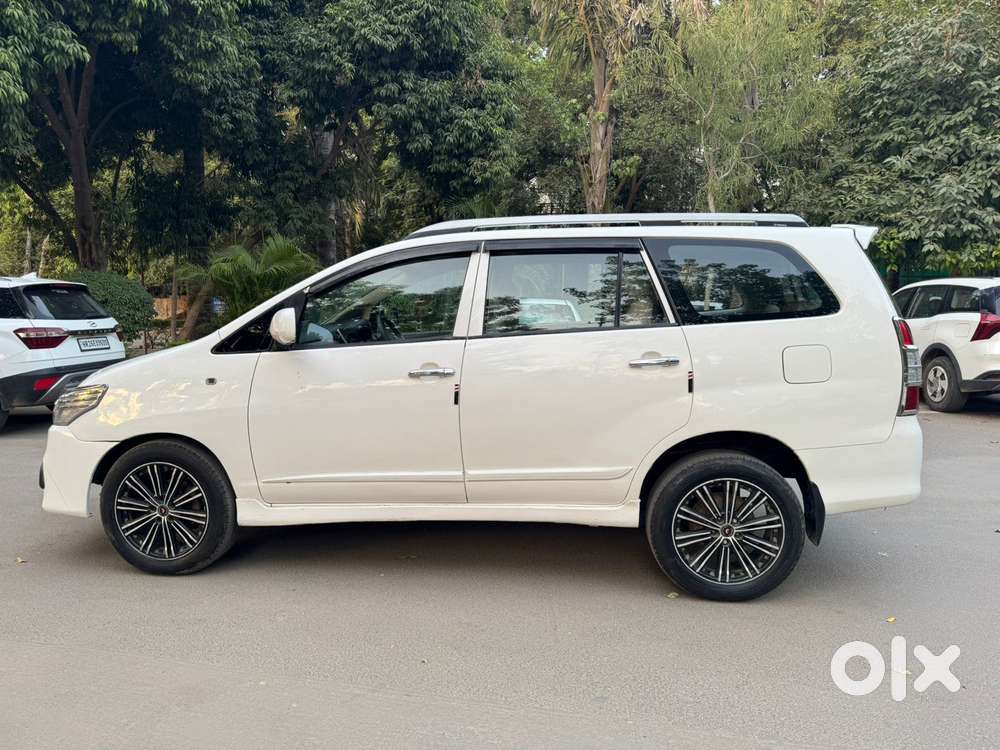 Toyota Innova 2.5 G (diesel) 7 Seater, 2015, Diesel