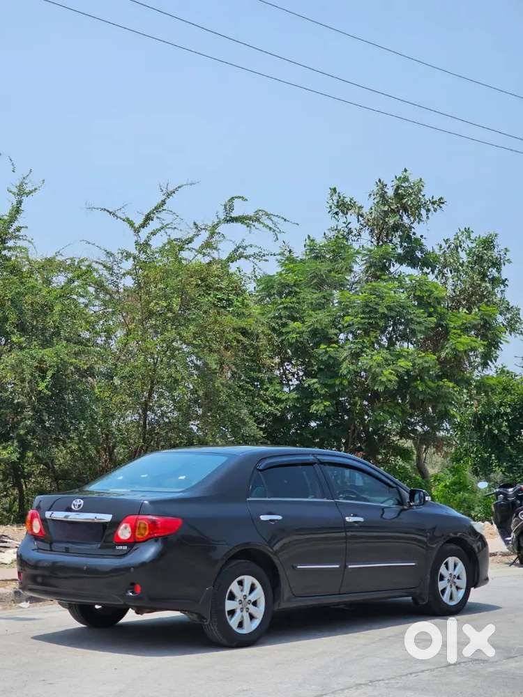 Toyota Corolla Altis 2011 Petrol Good Condition