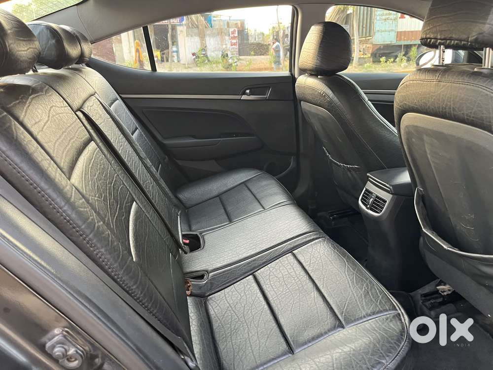 Hyundai New Elantra [2016-2019] 1.6 Crdi Sx (o) Mt, 2018, Diesel