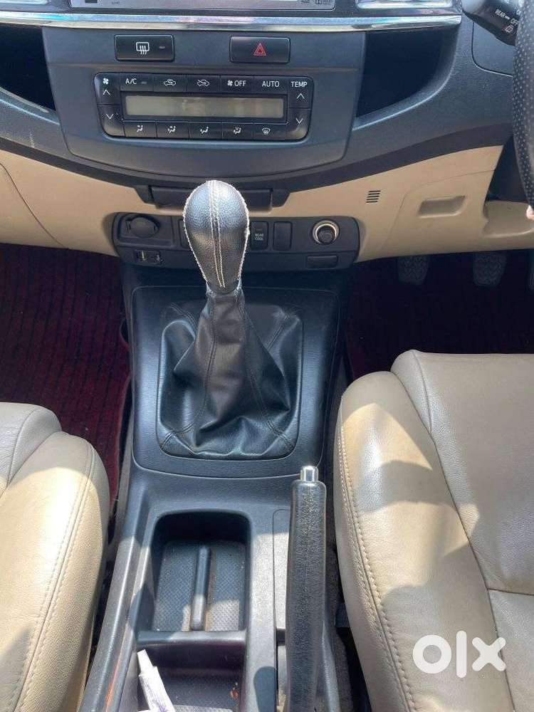 Toyota Fortuner 3.0 4x2 Mt, 2015, Diesel