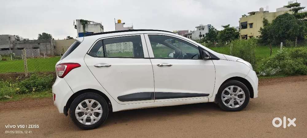 Hyundai Grand I10 Sportz 2013