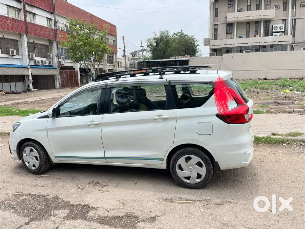 Maruti Ertiga Vxi 2024 Petrol Manual