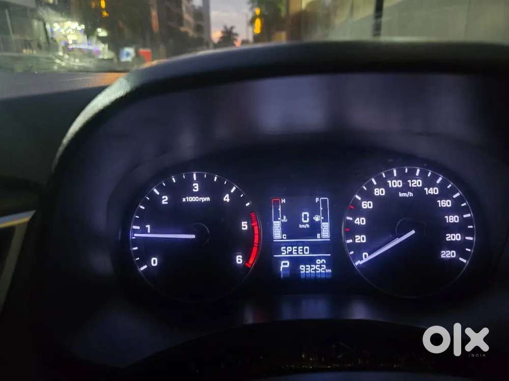 Hyundai Creta Diesel Well Maintained Top Model Automatic Good Mileage.