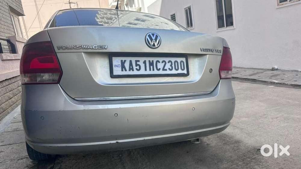 Volkswagen Vento 2012 1.6 Highline Diesel Well Maintained