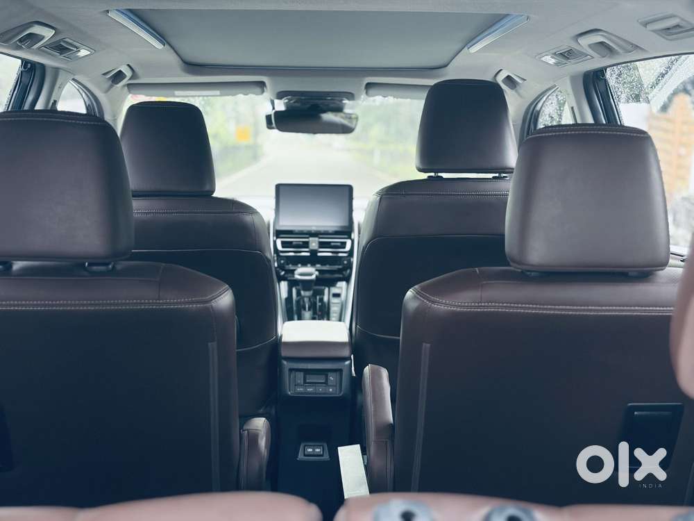Toyota Innova Hycross 2.0 Zx (o) Hybrid 7 Str, 2023, Cng & Hybrids