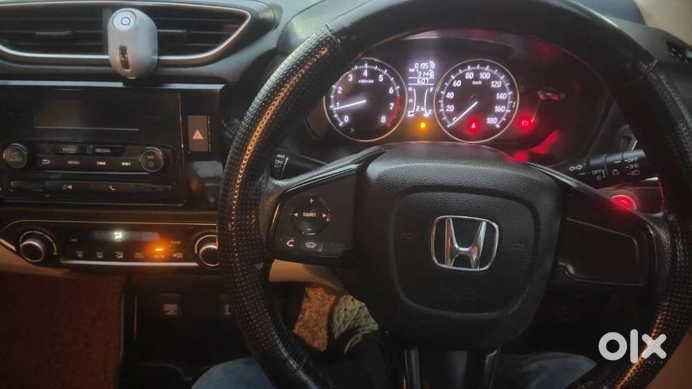 Honda Amaze 1.2 V I-vtec Mt, 2022, Petrol