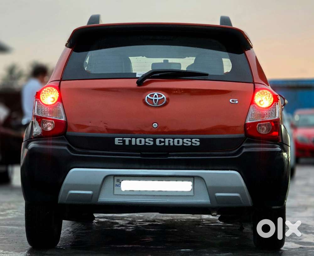 Toyota Etios Cross 1.2 G, 2014, Petrol