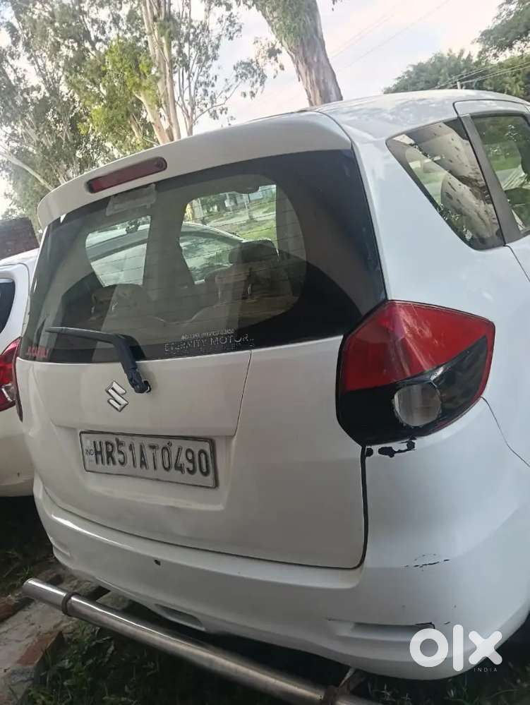 Maruti Suzuki Ertiga 2012 Model Insurance Pradushan All Ok Condition
