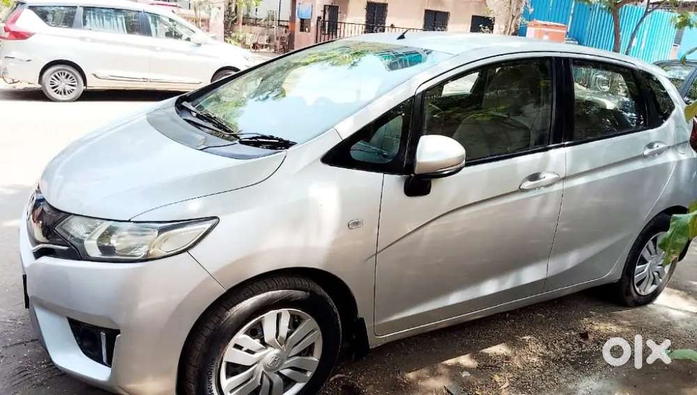 Honda Jazz 2016 Hybrid Variant